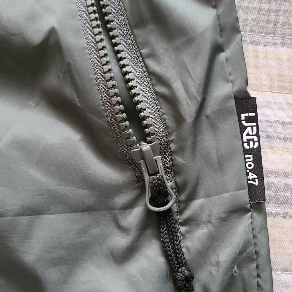 LRG - Picture 11 of 11